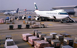 航空運輸與航空貨運代理 現(xiàn)代物流的核心環(huán)節(jié)